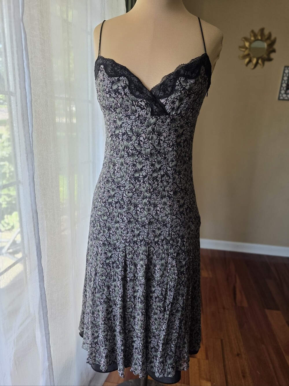 Silk Butterfly Floral Lace Trim Slip Dress Y2K Romantic Gianni Bini Size 6 Midi
